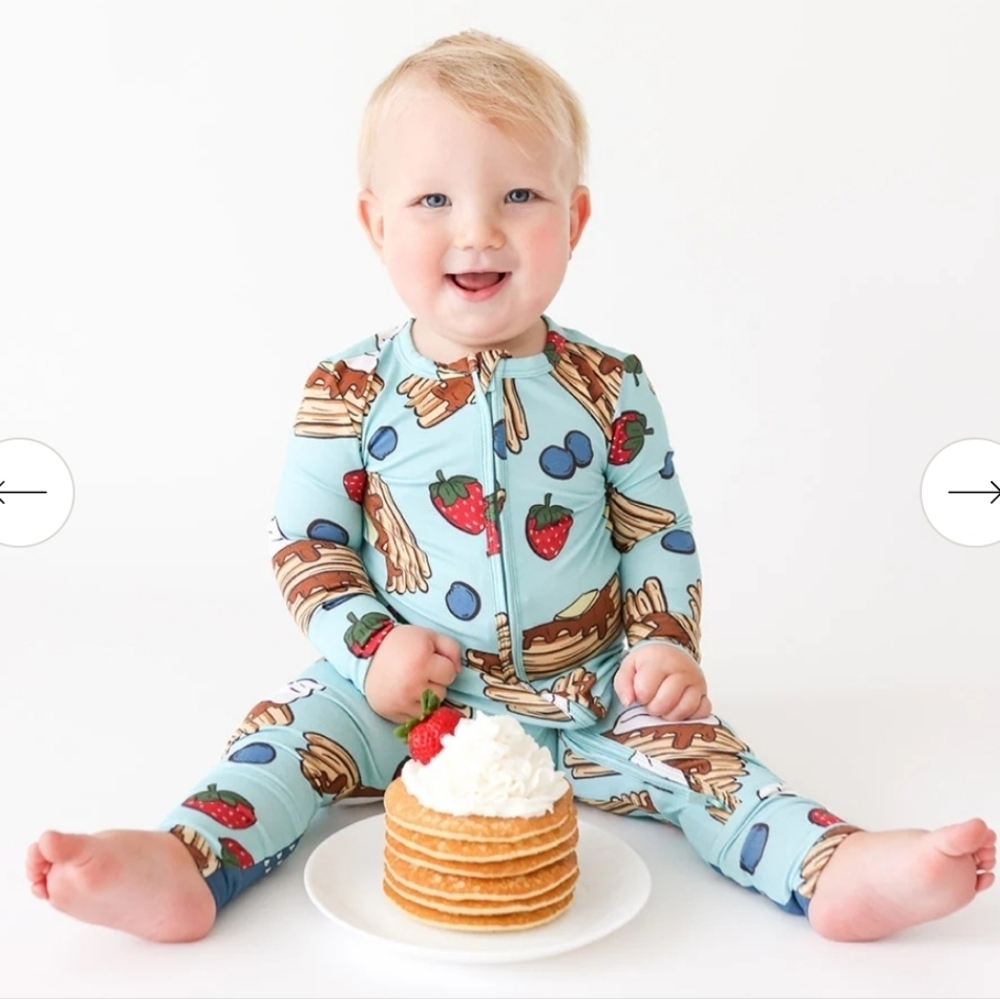 Posh Peanut Sharks Convertible Sleepers 0-3M Bamboo